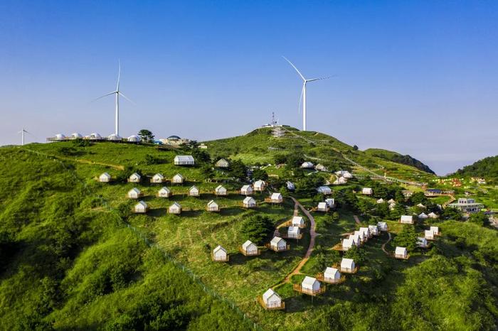 百里荒美景。图源：视觉中国